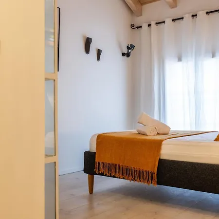 Apartment Spacious Duplex In The Heart Of