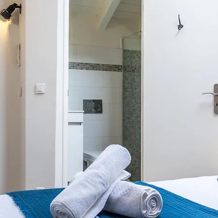 Apartment Spacious Duplex In The Heart Of